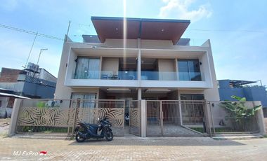 DIJUAL Rumah VILLA BARU SIAP HUNI Lokasi di Cluster Exclusive Cigadung  Dekat dengan Resort Dago Pakar Bandung