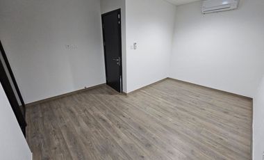 Disewakan rumah cantik luas dan siap huni di Wisteria Metland Menteng Cakung Jakarta Timur