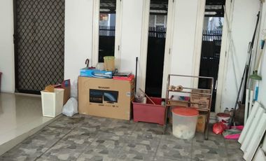DiSewakan Rumah 2 Lantai Di Kelapa Hibrida , Kelapa Gading