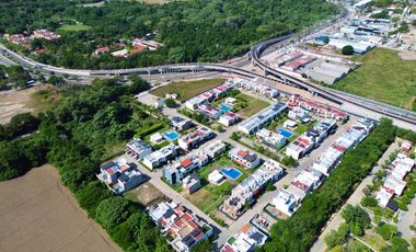 CASA EN VENTA - RESIDENCIAL SEAPORT PUERTO VALLARTA