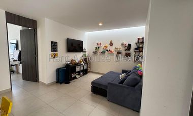 Zibatá, en venta casa equipada con Domótica. FVR