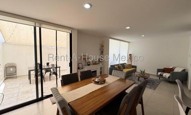 Zibatá, en venta casa equipada con Domótica. FVR