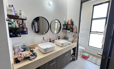 Zibatá, en venta casa equipada con Domótica. FVR