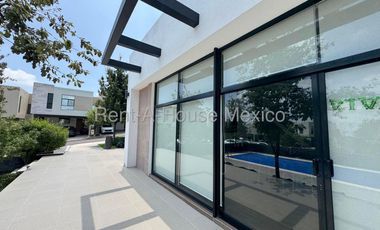 Zibatá, en venta casa equipada con Domótica. FVR