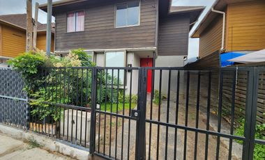 Se vende acogedora casa en Las Tinajas de Machali