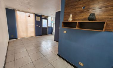 Se vende acogedora casa en Las Tinajas de Machali