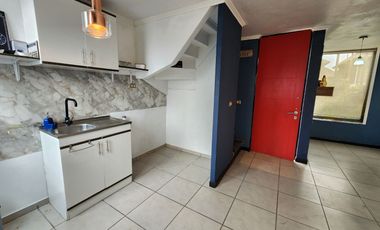 Se vende acogedora casa en Las Tinajas de Machali