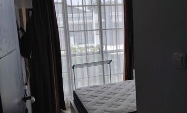 DiSewakan Rumah Cluster East Asia Kondisi Full Furnished di GLC - (UMI237)