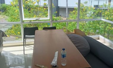 Disewakan Murah Puri Mansion Apt Town House Semi Furnish Uk. 142m2