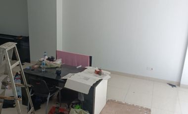 Disewakan Murah Puri Mansion Apt Town House Semi Furnish Uk. 142m2