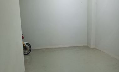 Disewakan Murah Puri Mansion Apt Town House Semi Furnish Uk. 142m2