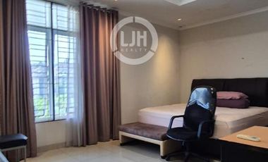 Rumah Minimalis di Janur Elok, Kelapa Gading, Jakarta Utara