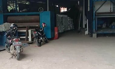 Gudang / Bangunan Eks Pabrik. Mainroad Batujajar Type 800 M2 LT 1100 M2, Batujajar, Bandung Barat.