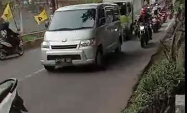 Gudang / Bangunan Eks Pabrik. Mainroad Batujajar Type 800 M2 LT 1100 M2, Batujajar, Bandung Barat.