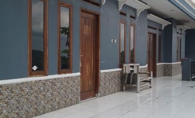 Dijual :   Villa Sewaan Kapasitas 30 Kamar Dekat Pemandian Sari Ater, Ciater, Subang