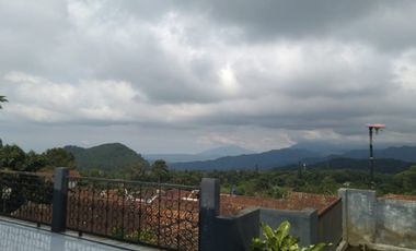 Dijual :   Villa Sewaan Kapasitas 30 Kamar Dekat Pemandian Sari Ater, Ciater, Subang