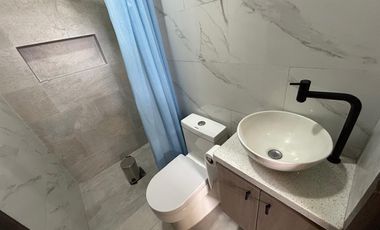 SE VENDE BELLA CASA DE UNA PLANTA  EN URBANIZACIÓN  EN PORTOVIEJO