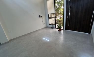 SE VENDE BELLA CASA DE UNA PLANTA  EN URBANIZACIÓN  EN PORTOVIEJO