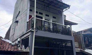 Di sewakan Rumah 3 Lantai Dj Margahayu bandung