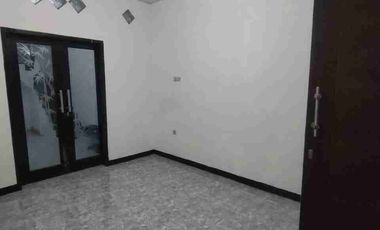 Di sewakan Rumah 3 Lantai Dj Margahayu bandung