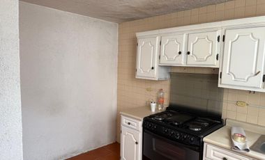 Casa en Venta en colonia Valle de los Pinos, Tlalnepantla de Baz.