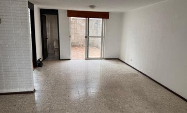 Casa en Venta en colonia Valle de los Pinos, Tlalnepantla de Baz.