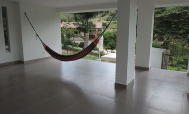 VENDO CASA EN ANAPOIMA
