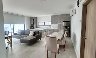 SE VENDE HERMOSA CASA EN JAMA, MANABÍ