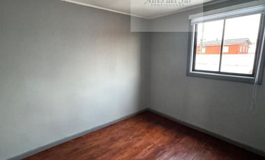 SE VENDE CASA EN CALLE LOS PAPIROS, SECTOR FRANCKE (ID37792)