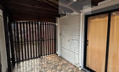 SE VENDE CASA EN CALLE LOS PAPIROS, SECTOR FRANCKE (ID37792)