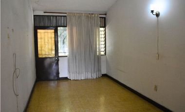 VENTA CASA BARRIO BLANCO