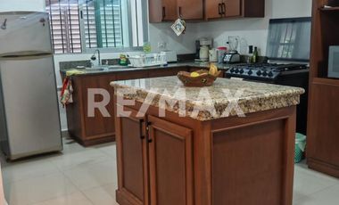 CASA EN VENTA en LAS AMERICAS