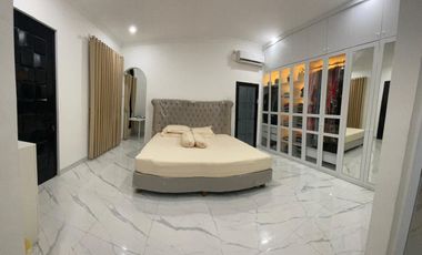 TURUN HARGA HUNIAN MEWAH SIAP HUNI!! NYAMAN LUAS DAN SEMI FURNISH AKSES TERBAIK BSD