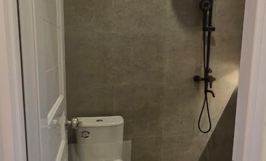 HARGA PROMO Dijual Rumah 2 Lantai Jogja, Jalan Kaliurang Dekat Kampus UII ; Full Furnish