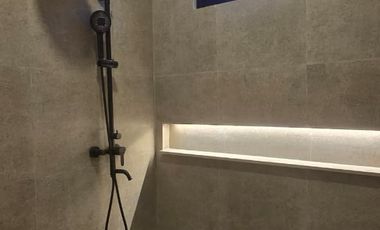 HARGA PROMO Dijual Rumah 2 Lantai Jogja, Jalan Kaliurang Dekat Kampus UII ; Full Furnish