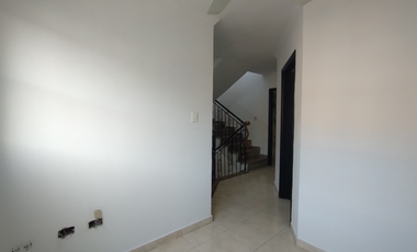 Casa en arriendo en Villa Santos.