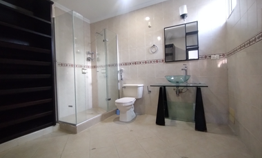 Casa en arriendo en Villa Santos.