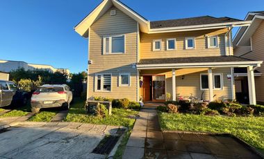 Amplia Casa Condominio El Bayo, Valdivia