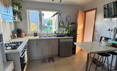 Amplia Casa Condominio El Bayo, Valdivia