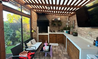 Amplia Casa Condominio El Bayo, Valdivia