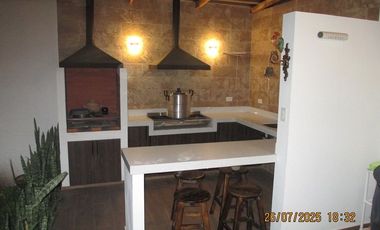 Casa amoblada de arriendo alquiler en Cuenca Ricaurte sector colegio Catalinas