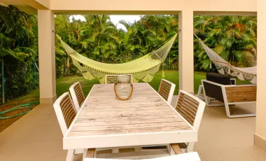 ALQUILO LINDA FINCA LAS PALMERAS INF AL3002047822 UBICADA EN VILLAVICENCIO SECTOR PRIVADO