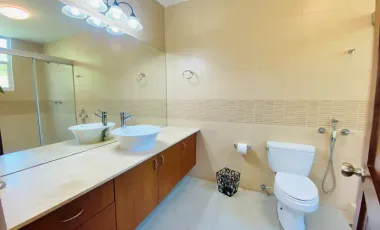 ALQUILO LINDA FINCA LAS PALMERAS INF AL3002047822 UBICADA EN VILLAVICENCIO SECTOR PRIVADO