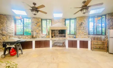 ALQUILO LINDA FINCA LAS PALMERAS INF AL3002047822 UBICADA EN VILLAVICENCIO SECTOR PRIVADO