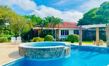 ALQUILO LINDA FINCA LAS PALMERAS INF AL3002047822 UBICADA EN VILLAVICENCIO SECTOR PRIVADO