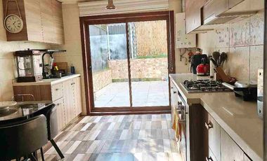 SE VENDE AMPLIA CASA ! CERCANO A COLEGIO WESSEX, VILLA EL AROMO