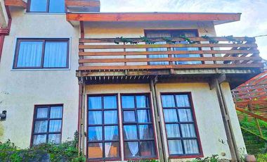 SE VENDE AMPLIA CASA ! CERCANO A COLEGIO WESSEX, VILLA EL AROMO