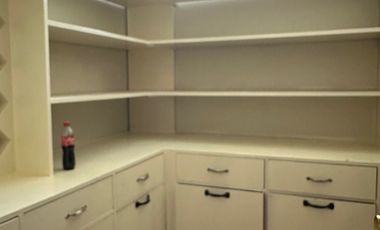 AMPLIA CASA DE 5 RECAMARAS EN RENTA EN ZONA CENTRO Y JARDIN DE SAN MARCOS