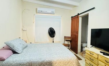 CASA CON QUINCHO Y PILETA