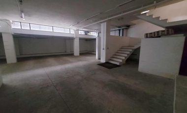 Edificio comercial rentero de venta en Cuenca Ecuador a una cuadra del cementerio Av Huaynacapac